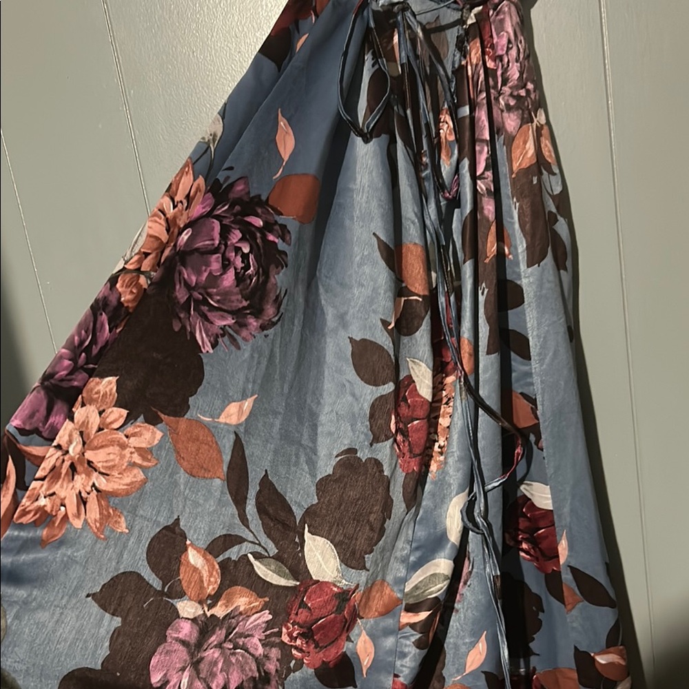 Olivaceous Blue and Red Halter Sundress for Wedding Guest - Picture 6 of 9